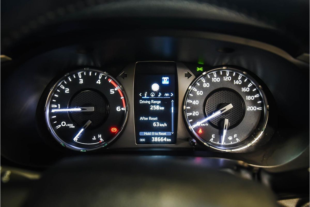 2021 Toyota Hilux SR5 GUN126R 4X4