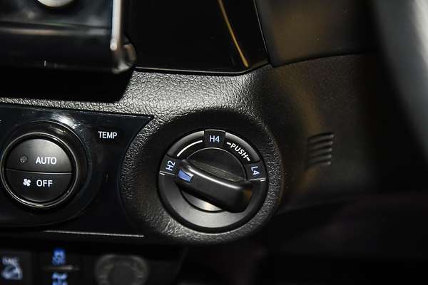 2021 Toyota Hilux SR5 GUN126R 4X4