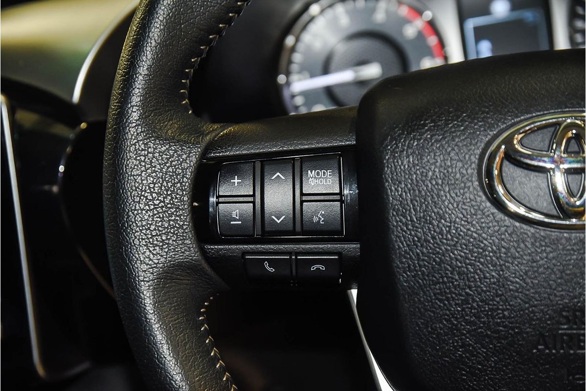 2021 Toyota Hilux SR5 GUN126R 4X4