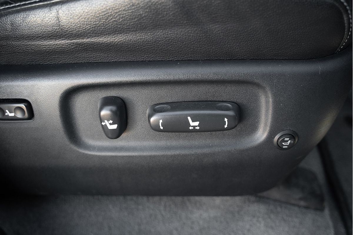 2014 Toyota Landcruiser Altitude (4x4) VDJ200R