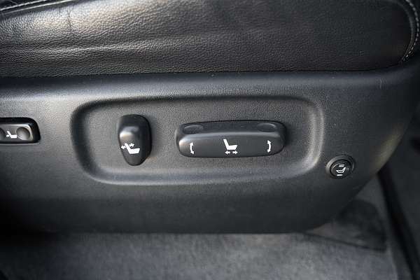 2014 Toyota Landcruiser Altitude (4x4) VDJ200R