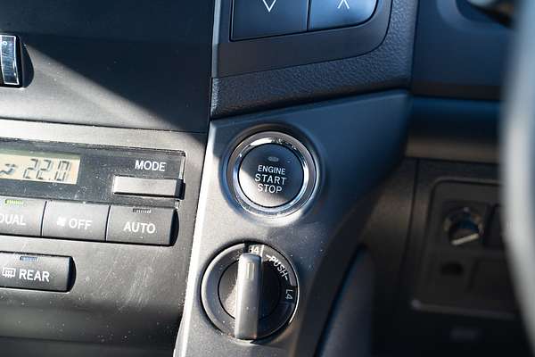 2014 Toyota Landcruiser Altitude (4x4) VDJ200R