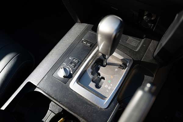 2014 Toyota Landcruiser Altitude (4x4) VDJ200R