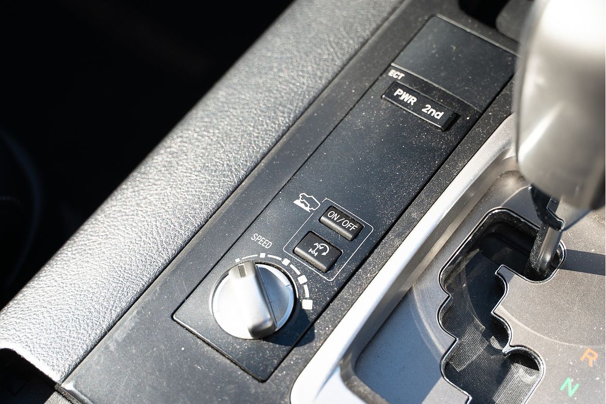 2014 Toyota Landcruiser Altitude (4x4) VDJ200R
