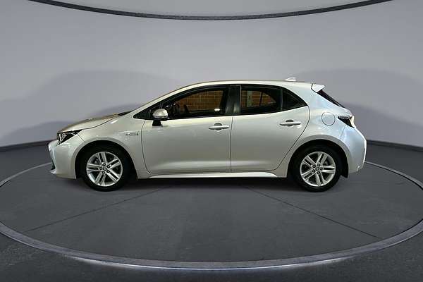 2022 Toyota Corolla Ascent Sport Hybrid ZWE211R