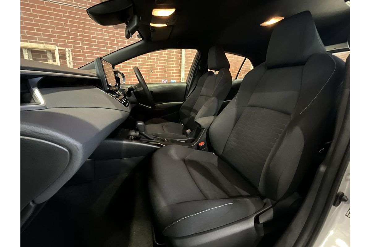 2022 Toyota Corolla Ascent Sport Hybrid ZWE211R