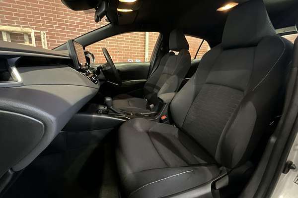 2022 Toyota Corolla Ascent Sport Hybrid ZWE211R