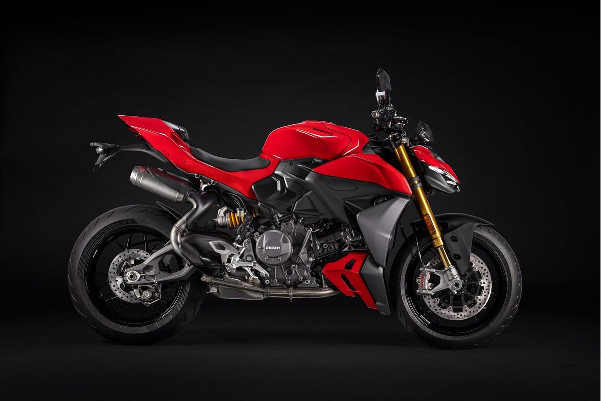 2025 Ducati STREETFIGHTER V2 S