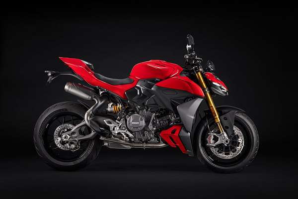 2025 Ducati STREETFIGHTER V2 S