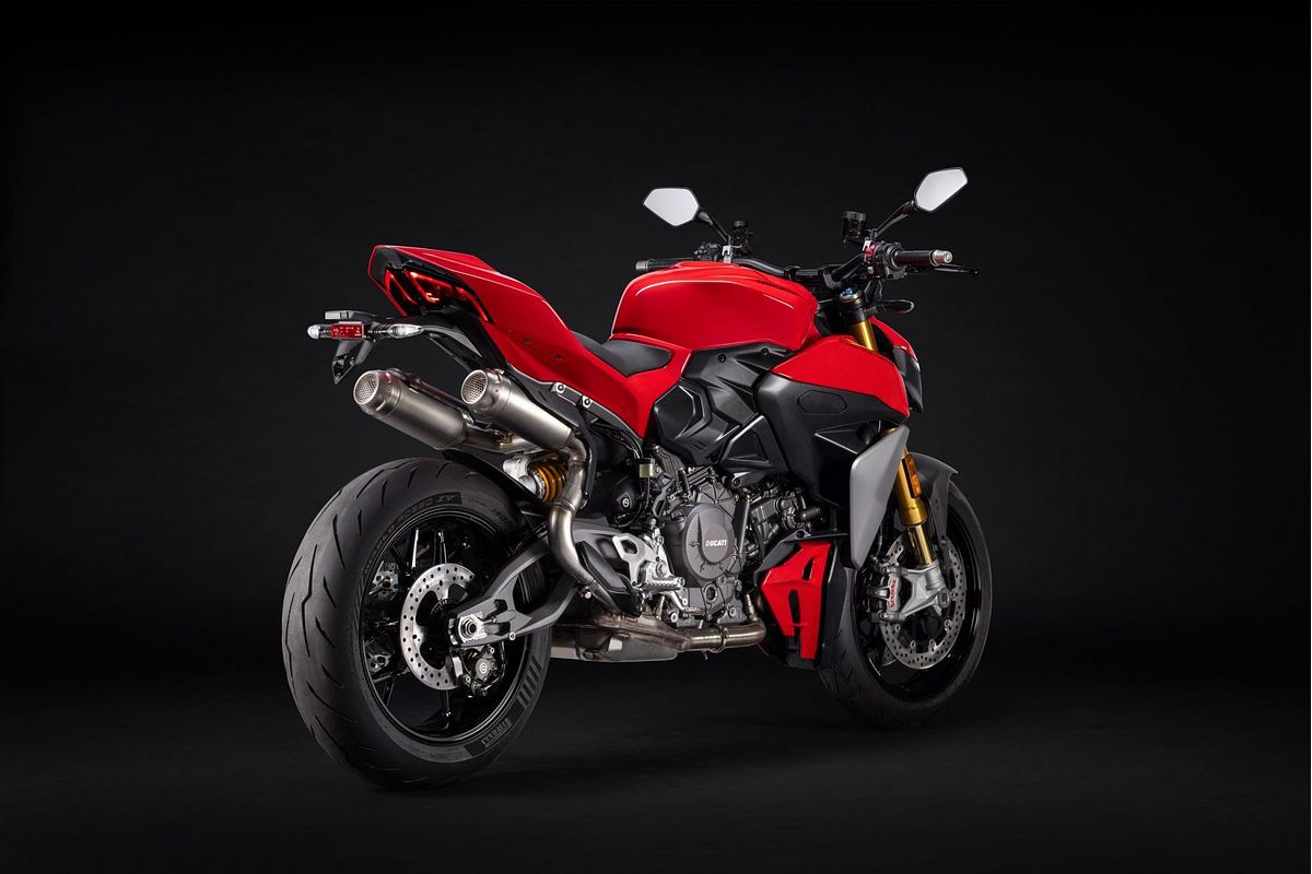 2025 Ducati STREETFIGHTER V2 S