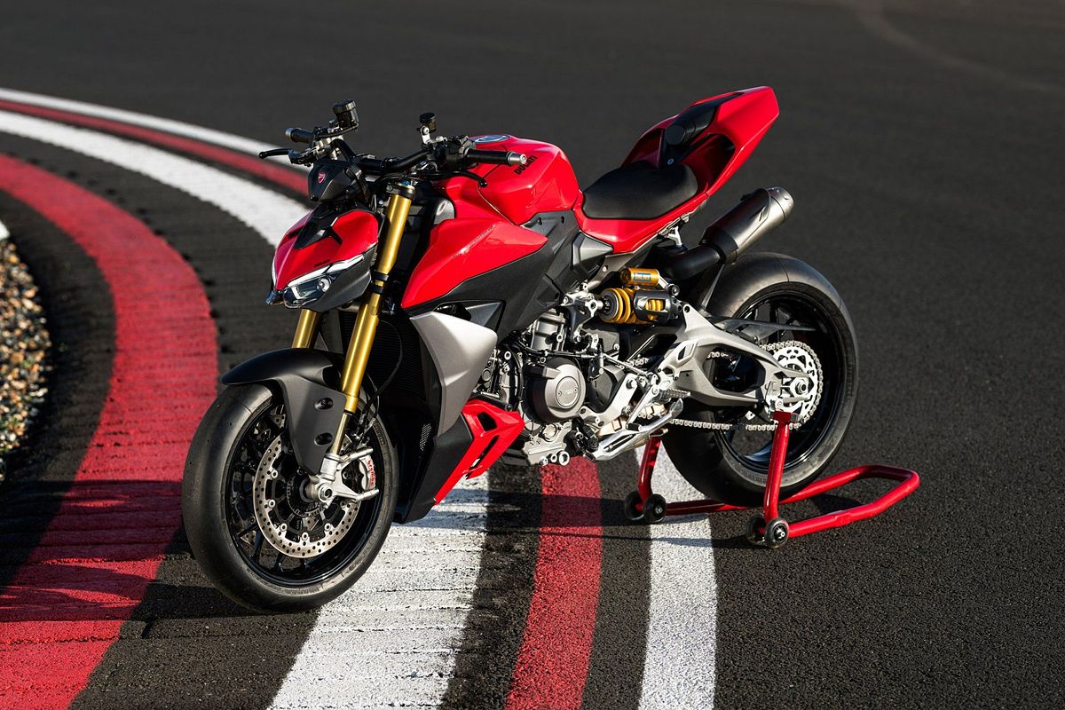 2025 Ducati STREETFIGHTER V2 S