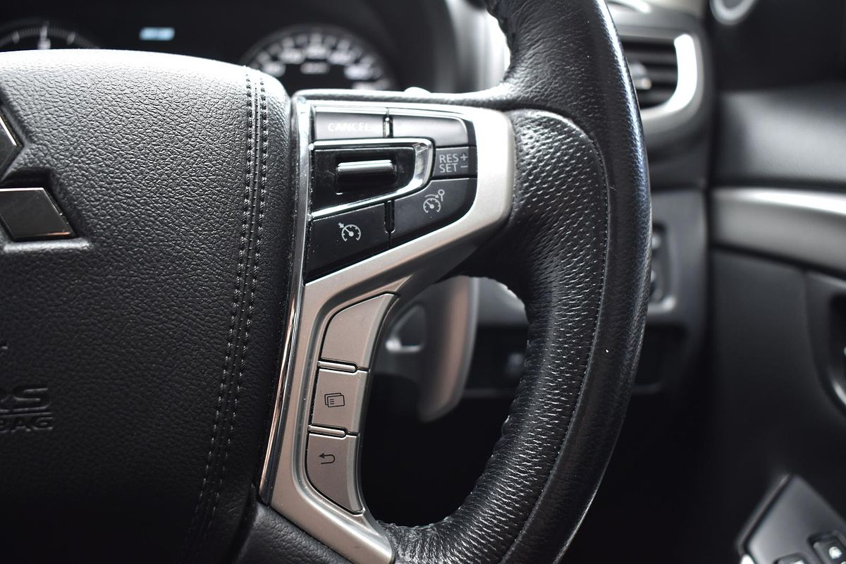 2017 Mitsubishi Pajero Sport GLS QE