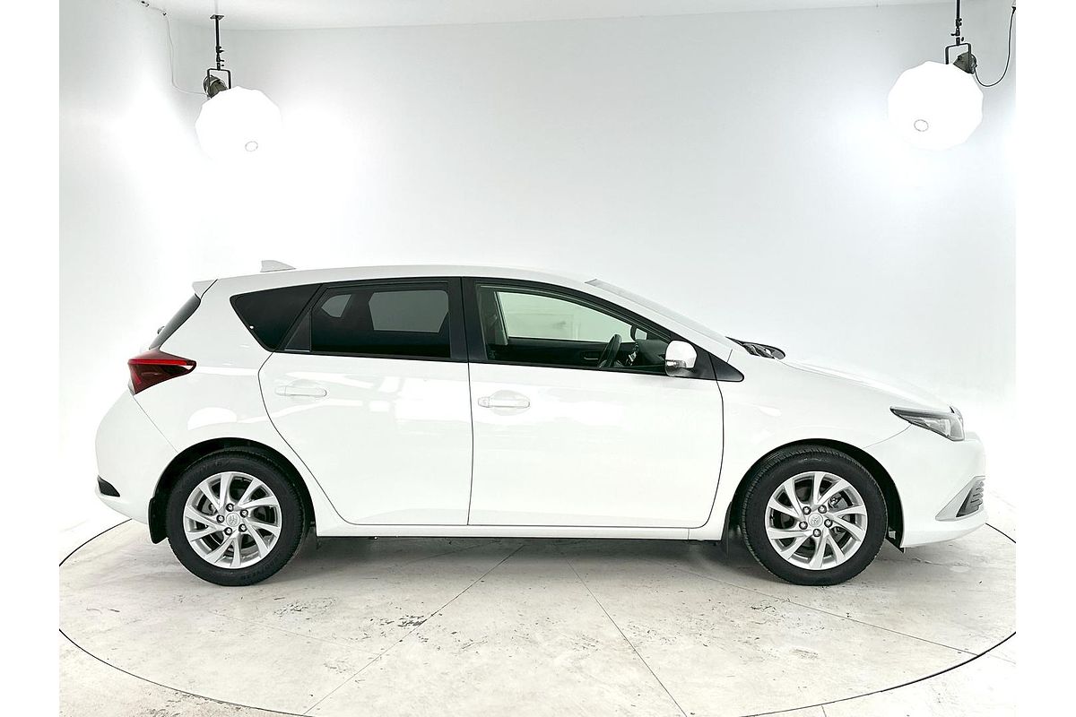 2017 Toyota Corolla Ascent Sport ZRE182R