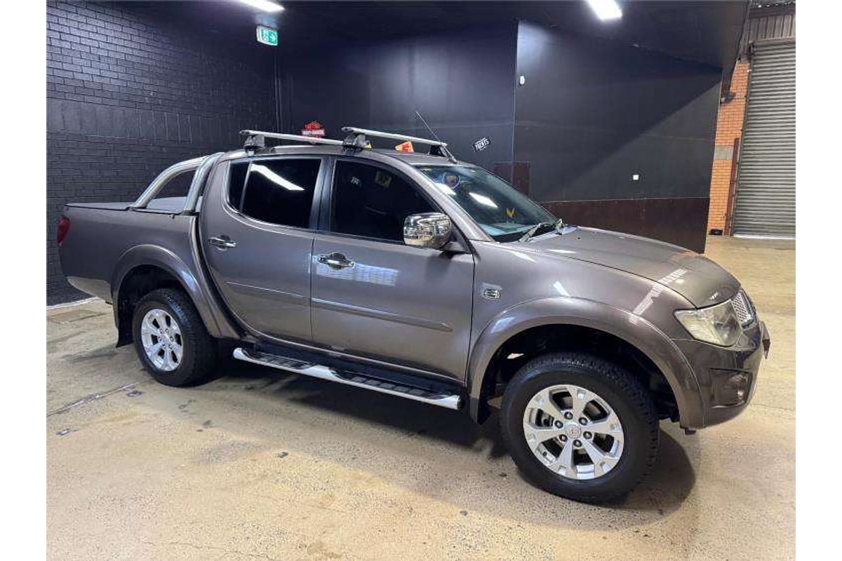 2013 Mitsubishi Triton GLX-R MN 4X4
