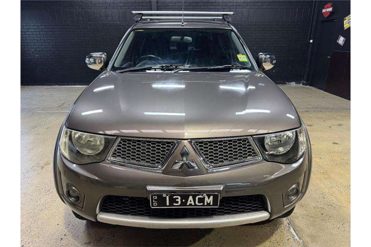 2013 Mitsubishi Triton GLX-R MN 4X4