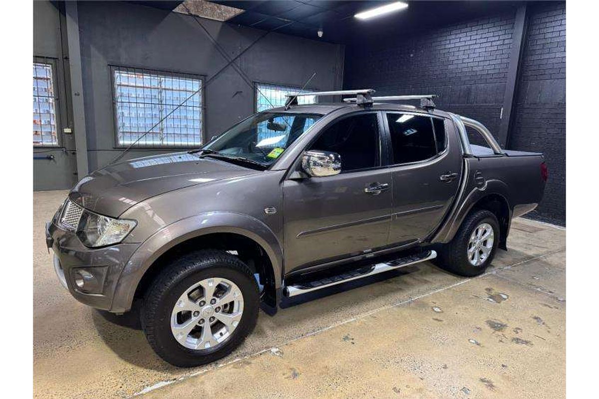 2013 Mitsubishi Triton GLX-R MN 4X4