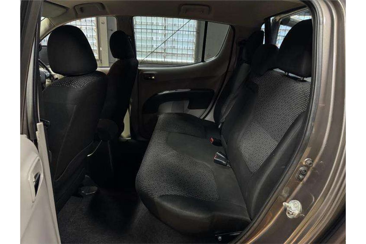 2013 Mitsubishi Triton GLX-R MN 4X4