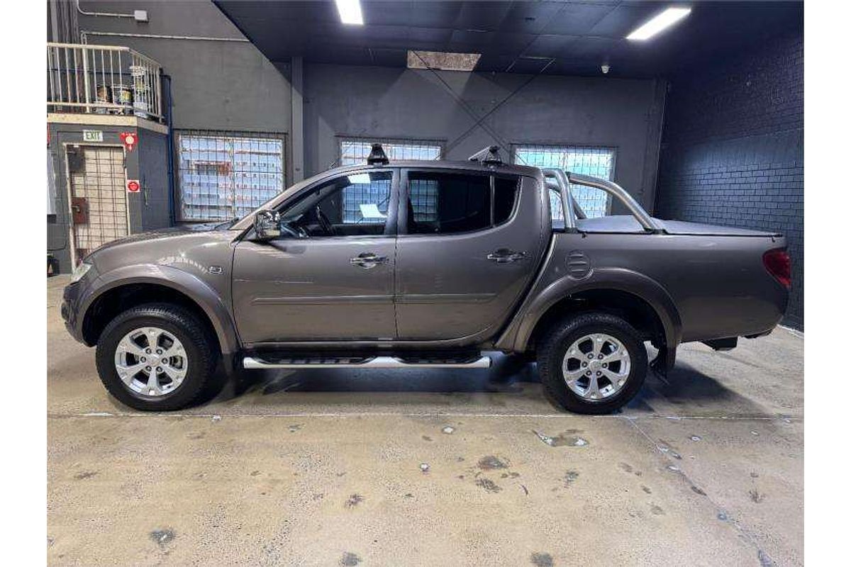 2013 Mitsubishi Triton GLX-R MN 4X4