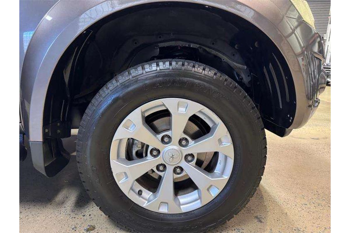 2013 Mitsubishi Triton GLX-R MN 4X4