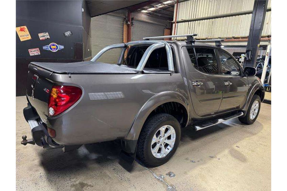 2013 Mitsubishi Triton GLX-R MN 4X4