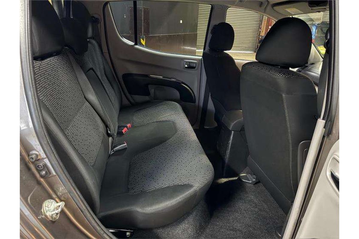 2013 Mitsubishi Triton GLX-R MN 4X4