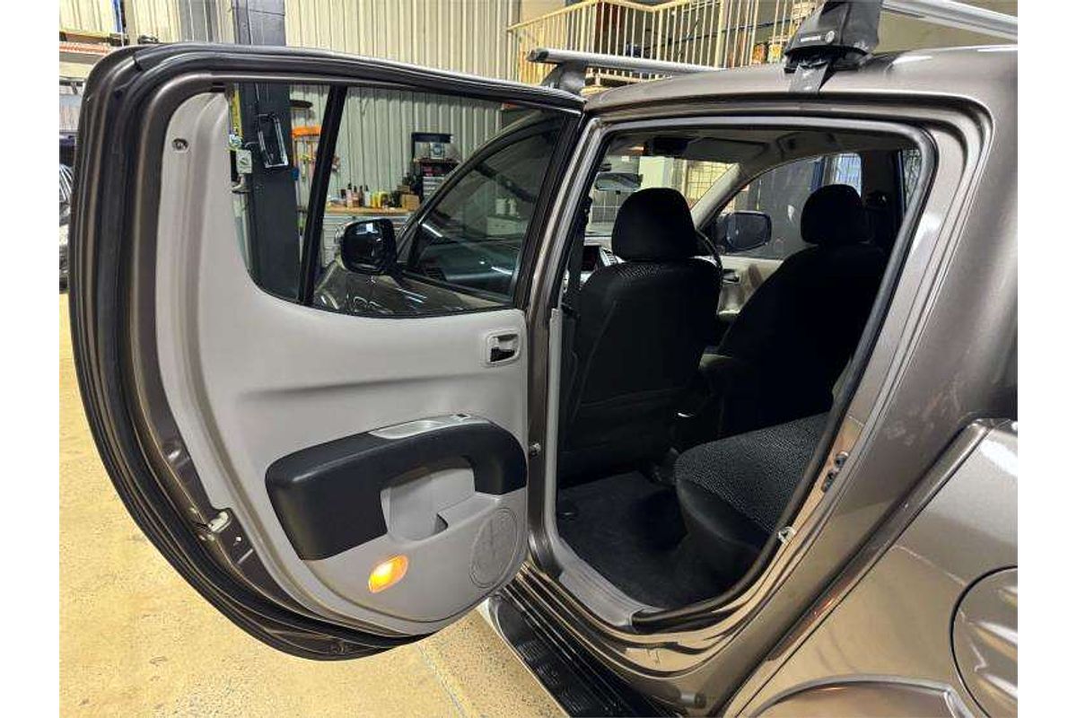 2013 Mitsubishi Triton GLX-R MN 4X4