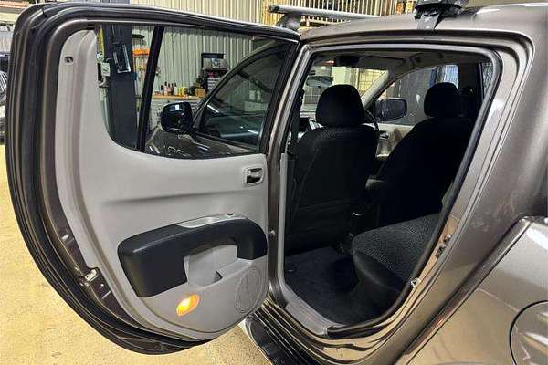 2013 Mitsubishi Triton GLX-R MN 4X4