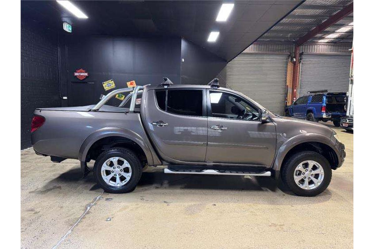 2013 Mitsubishi Triton GLX-R MN 4X4