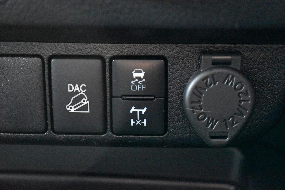 2021 Toyota Hilux SR GUN126R 4X4