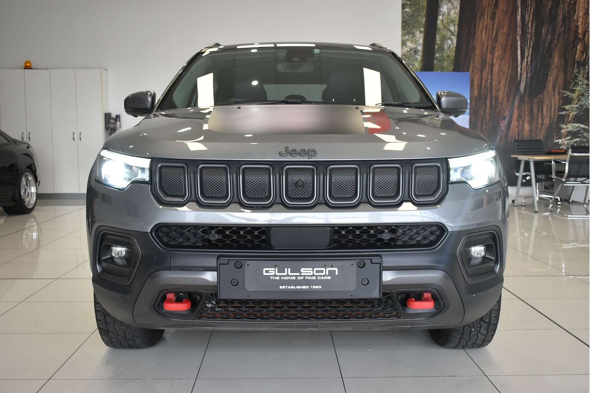 2021 Jeep Compass Trailhawk M6