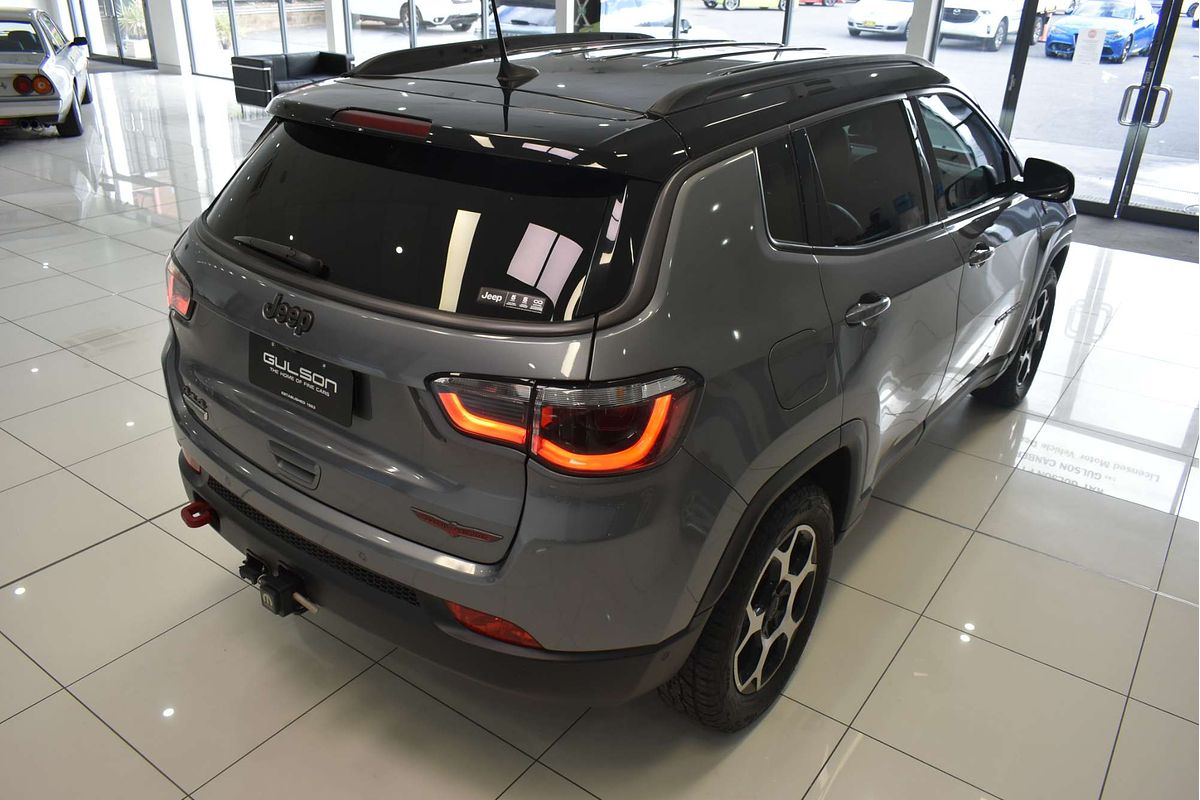 2021 Jeep Compass Trailhawk M6