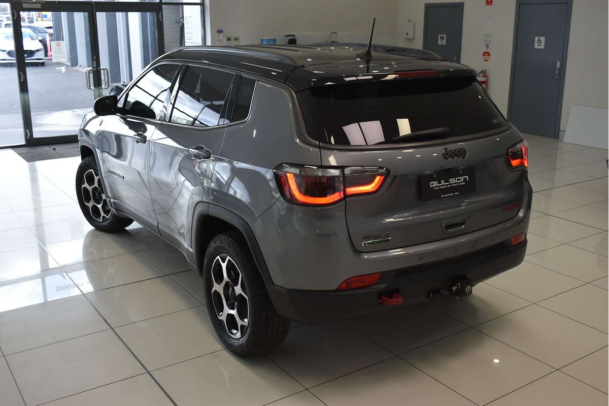 2021 Jeep Compass Trailhawk M6