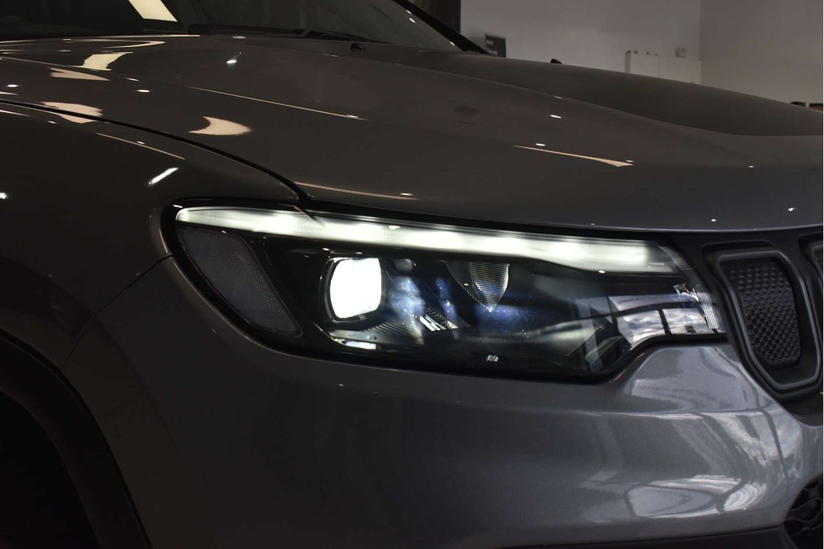 2021 Jeep Compass Trailhawk M6