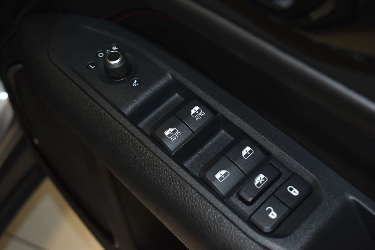 2021 Jeep Compass Trailhawk M6