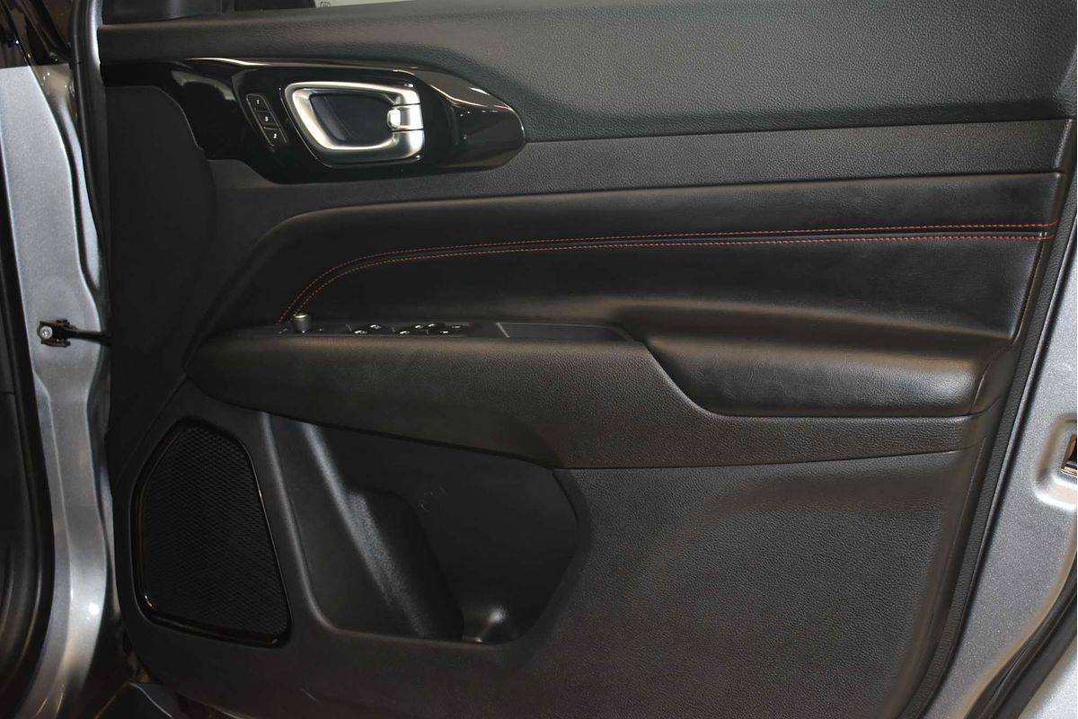 2021 Jeep Compass Trailhawk M6