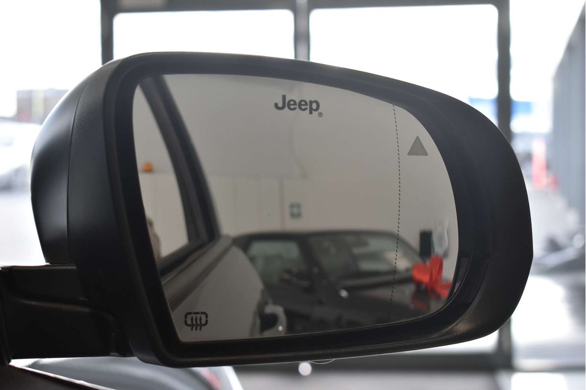 2021 Jeep Compass Trailhawk M6
