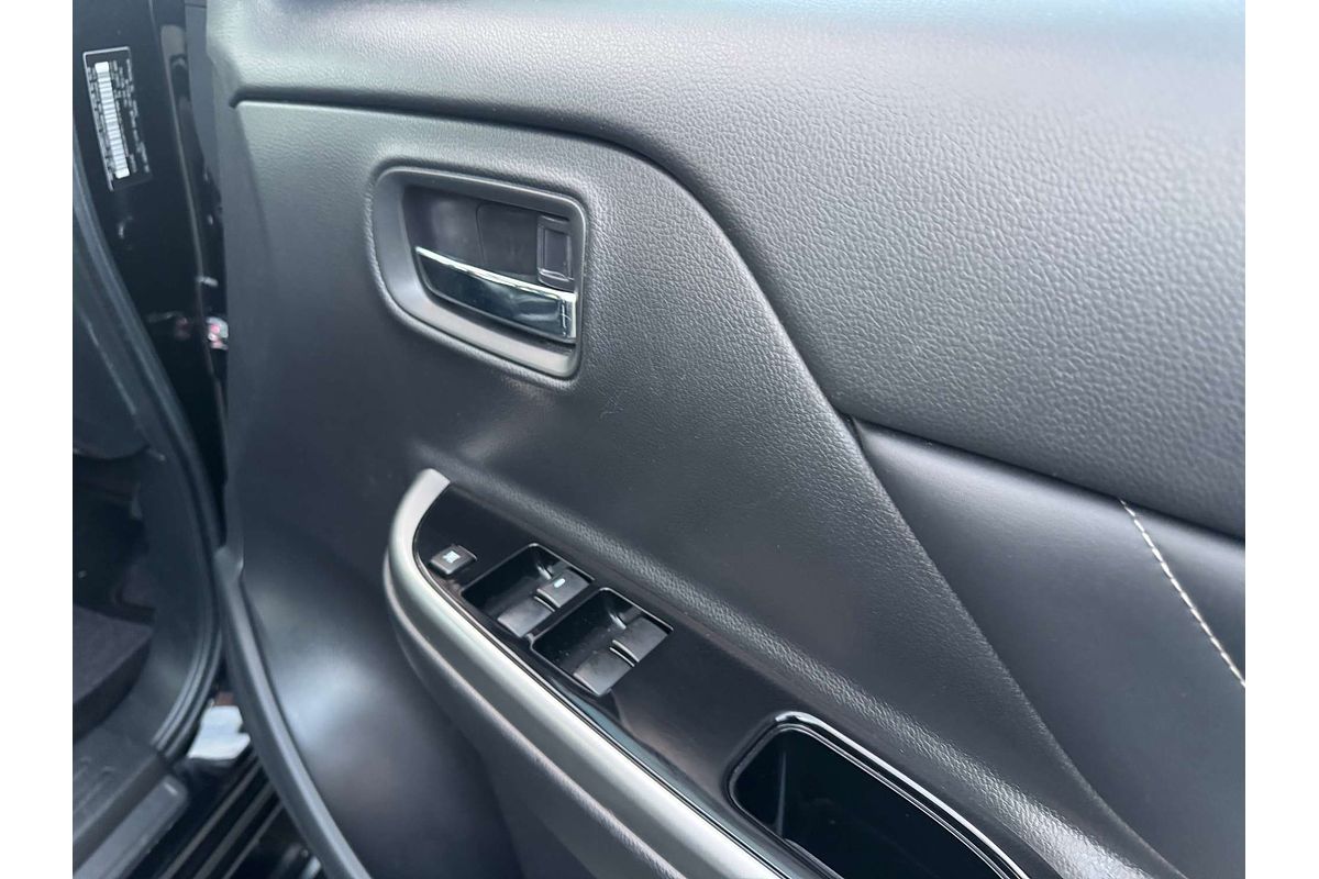 2020 Mitsubishi Triton GSR MR 4X4