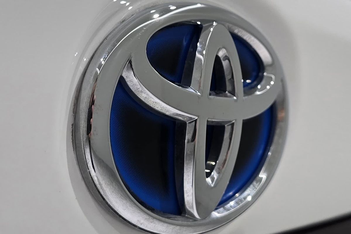 2022 Toyota COROLLA SEDAN HYBRID Corolla Sedan Hybrid Ascent Sport 1.8L Auto CVT ZWE219R