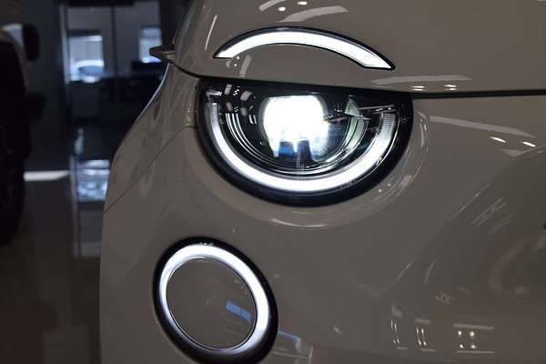 2023 Fiat 500e La Prima