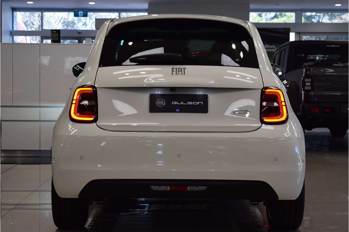 2023 Fiat 500e La Prima