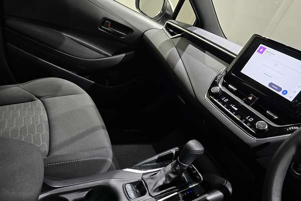 2024 Toyota Corolla Ascent Sport Hybrid ZWE219R