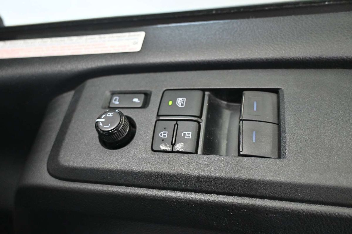 2024 Toyota Hiace GDH300R LWB