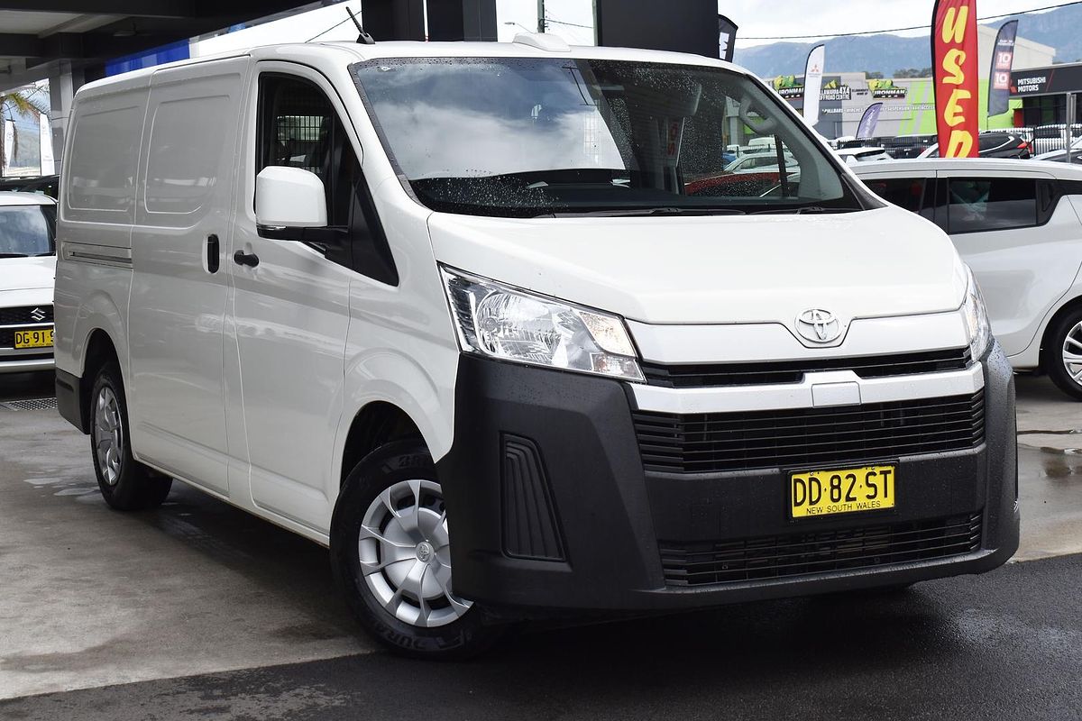 2022 Toyota Hiace GDH300R LWB