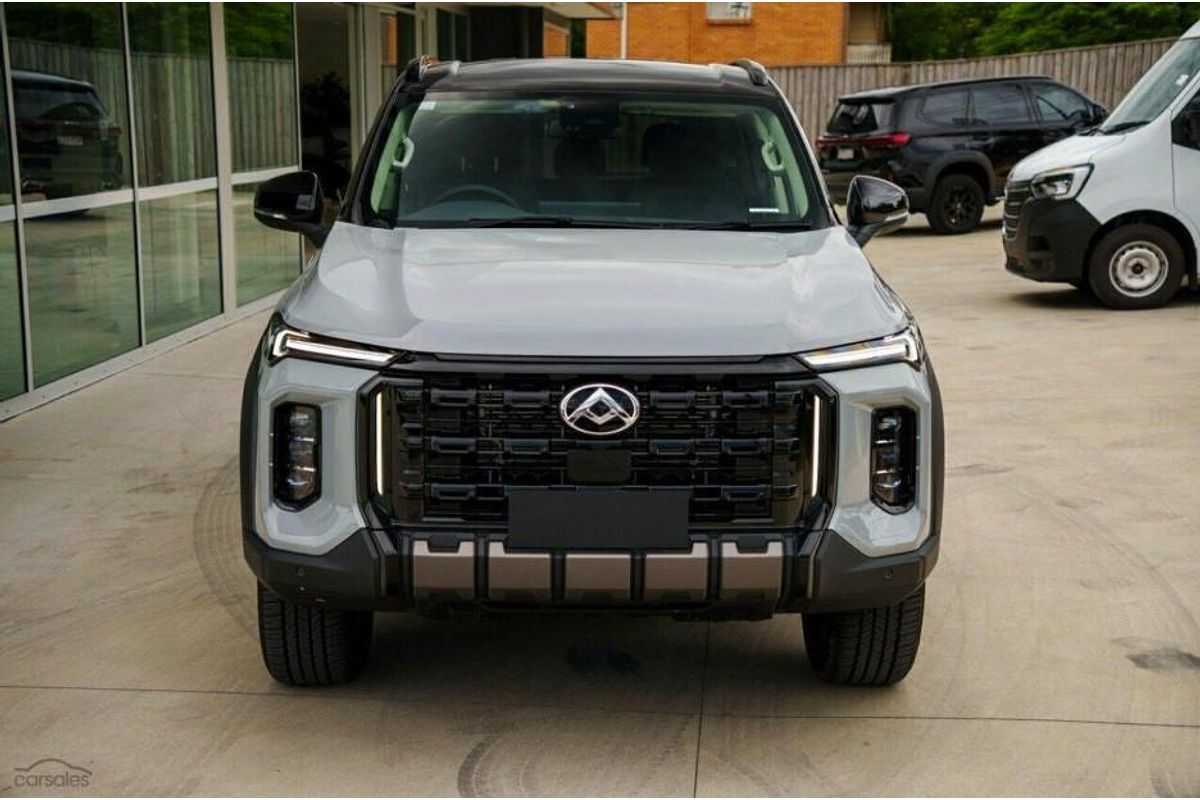 2024 LDV D90 Executive SV9A