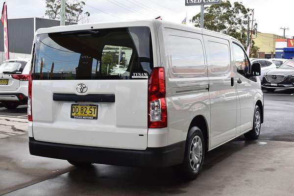 2022 Toyota Hiace GDH300R LWB