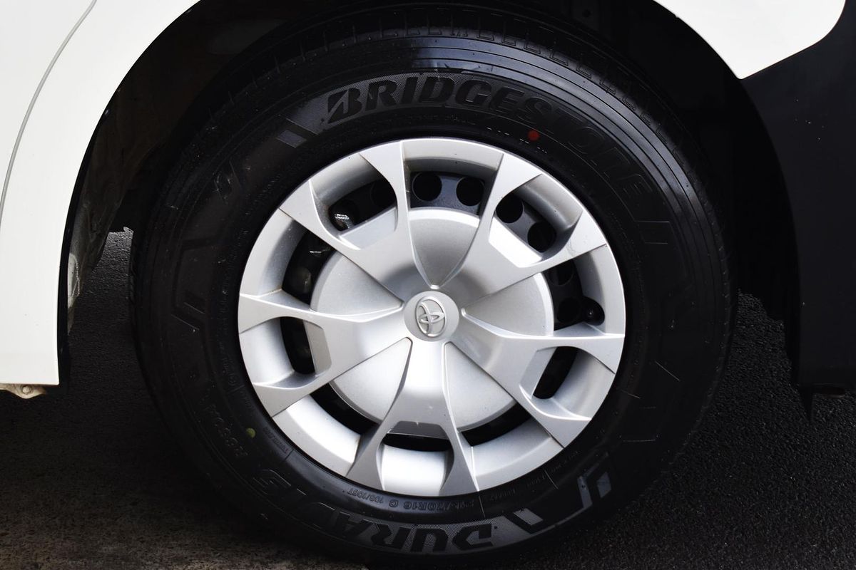 2022 Toyota Hiace GDH300R LWB