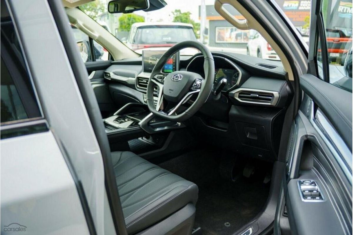 2024 LDV D90 Executive SV9A
