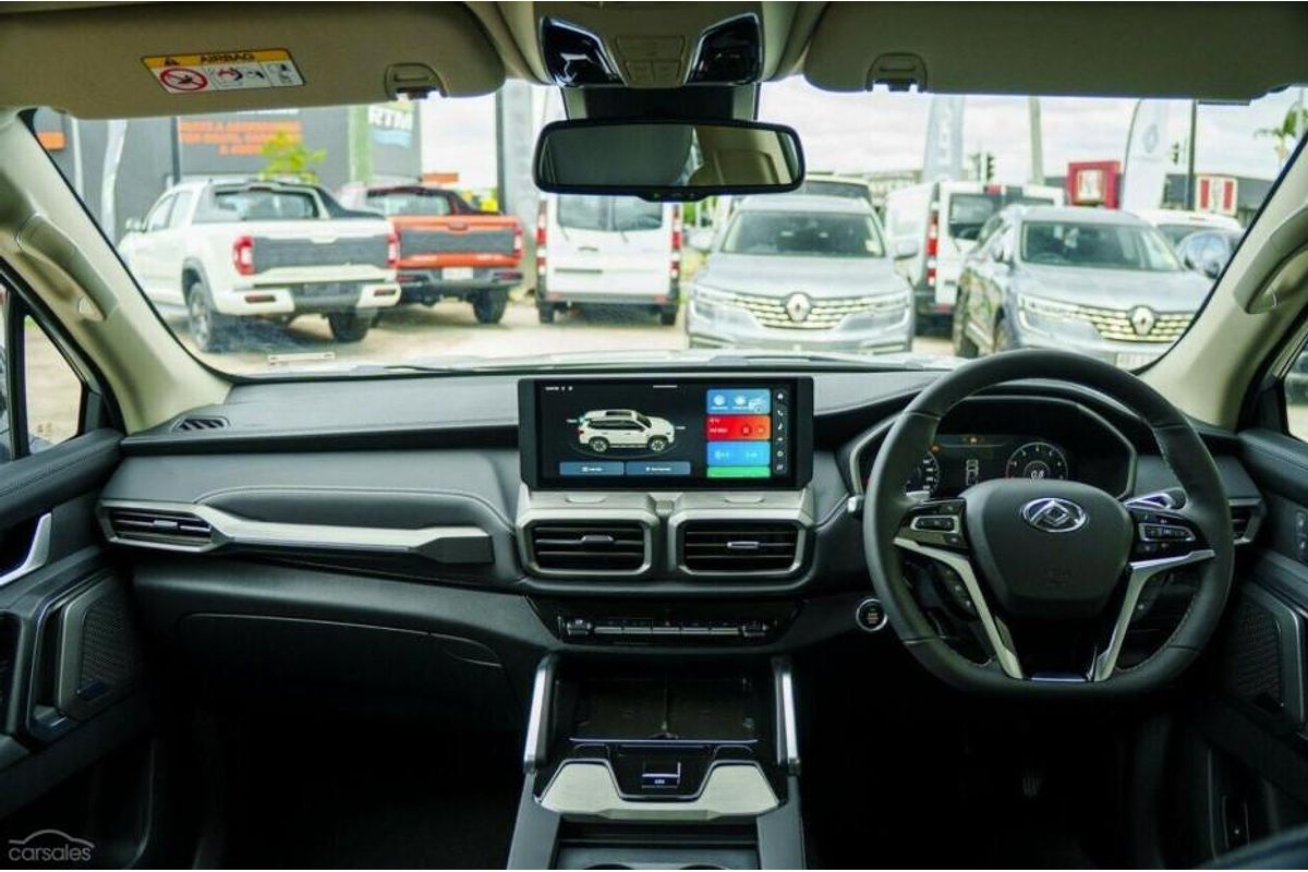 2024 LDV D90 Executive SV9A