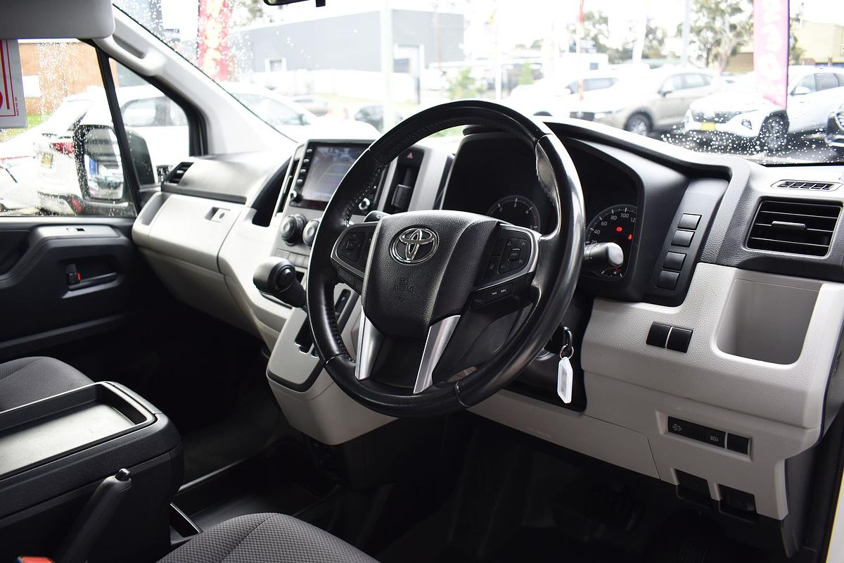2022 Toyota Hiace GDH300R LWB