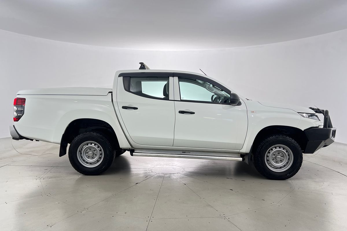 2021 Mitsubishi Triton GLX MR 4X4